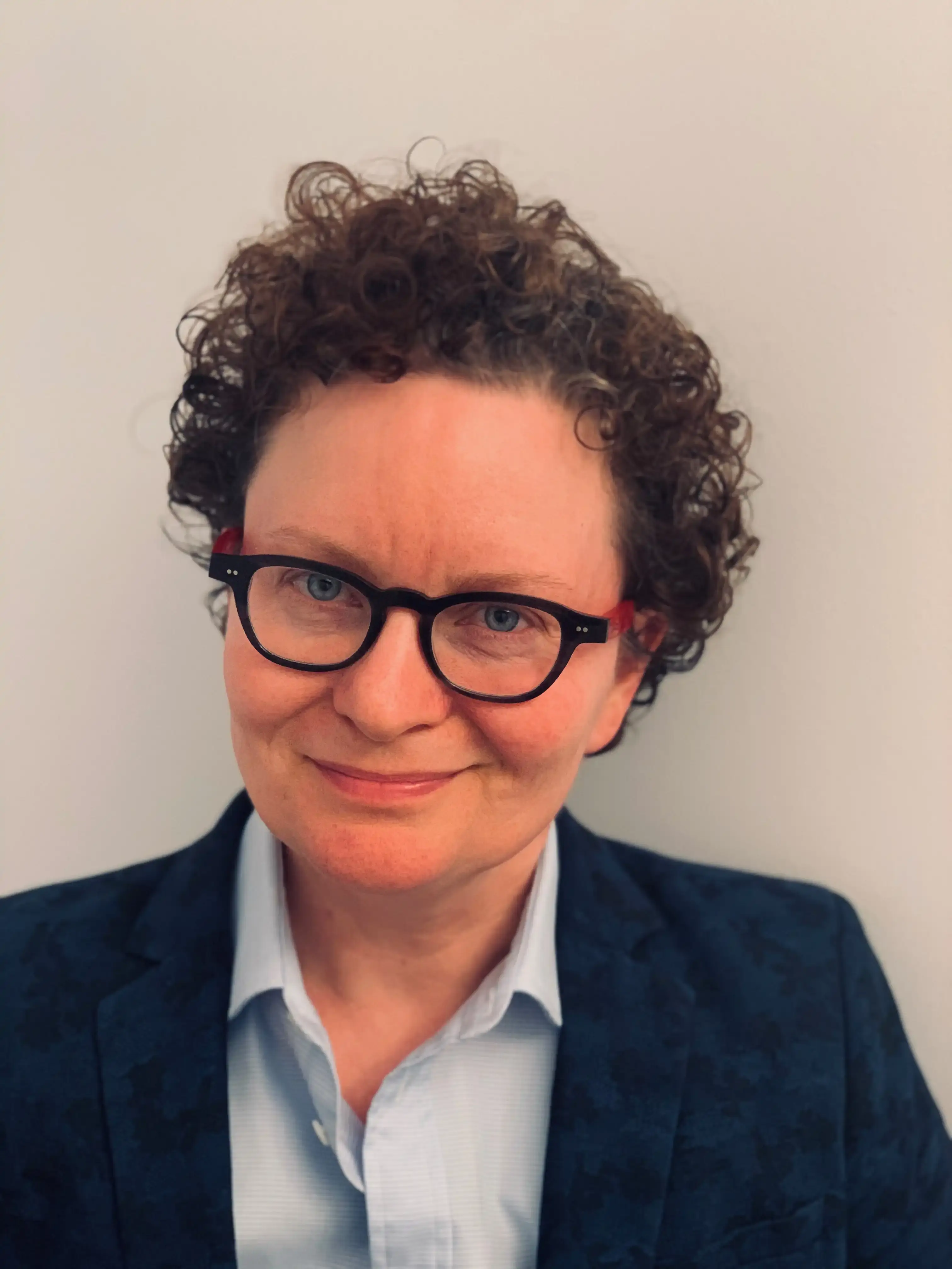 Dr Colleen Carney